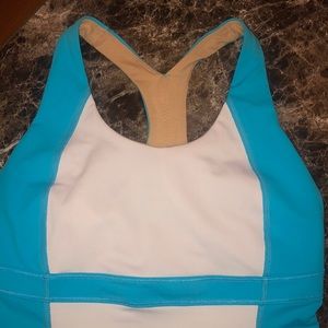 Lululemon small top with built in bra